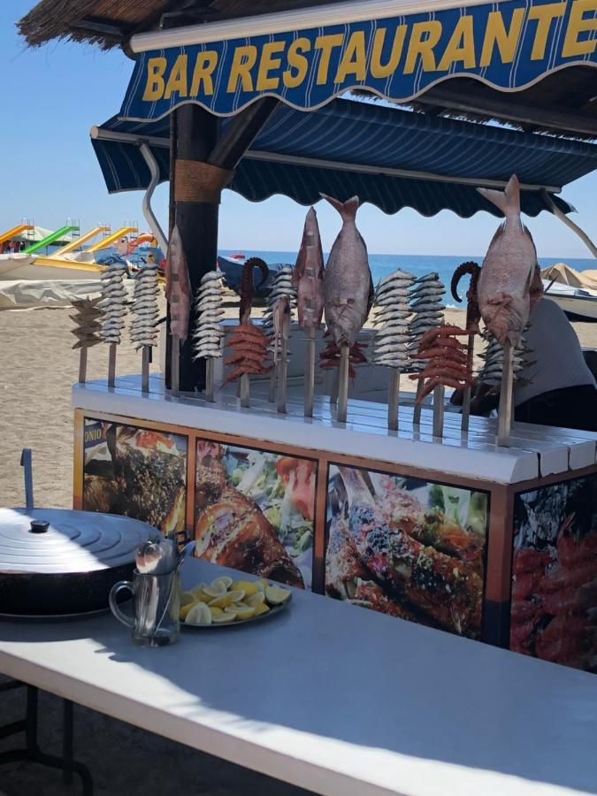 Relaxing Vacation At The Beach Malaga Luaran gambar